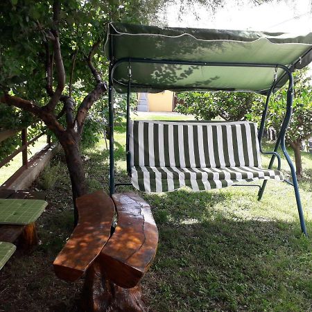 Apartmani Sara Требинє Екстер'єр фото
